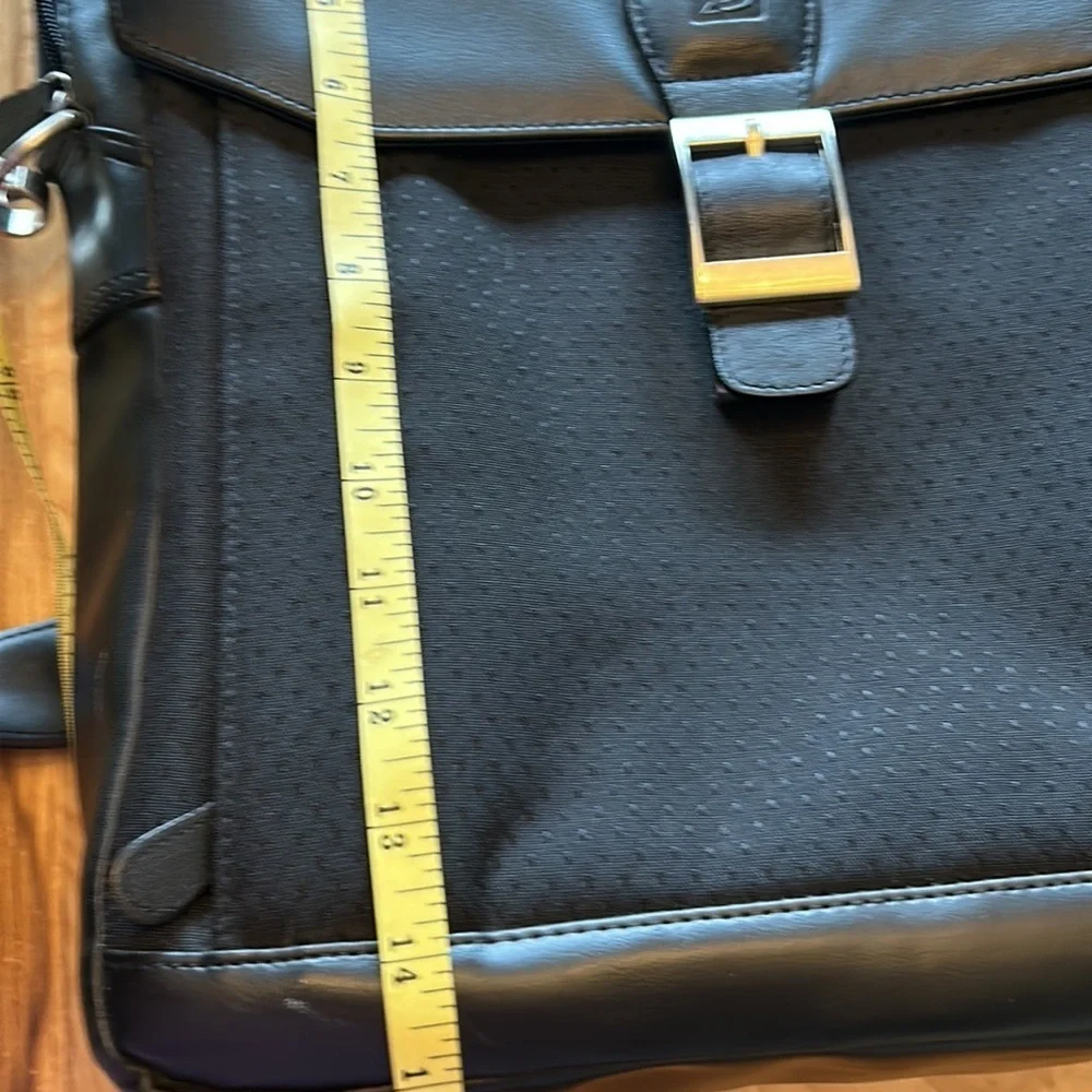 Pacific Design Business Laptop Bag Travel Carry-On Sachel Black w Shoulder Strap